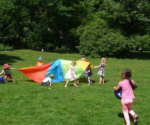 ausgelassen spielen...